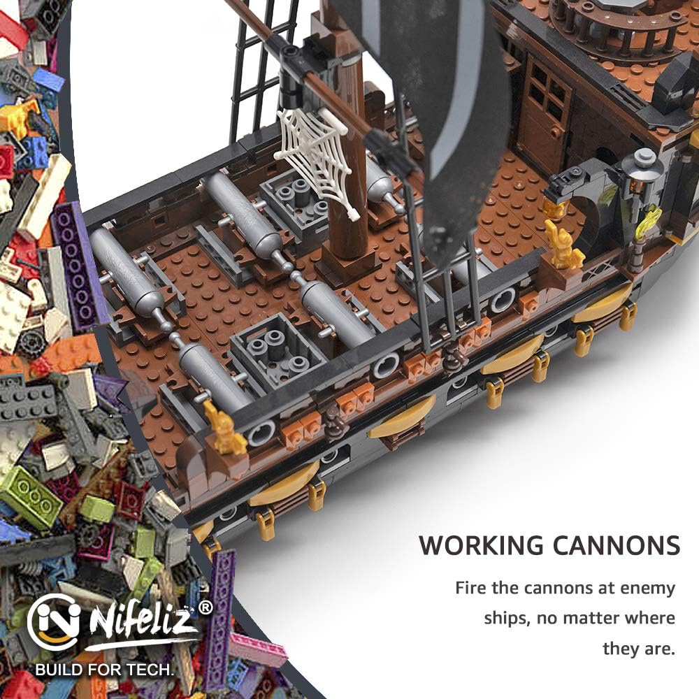 Nifeliz Black Hawk Pirates Ship Model