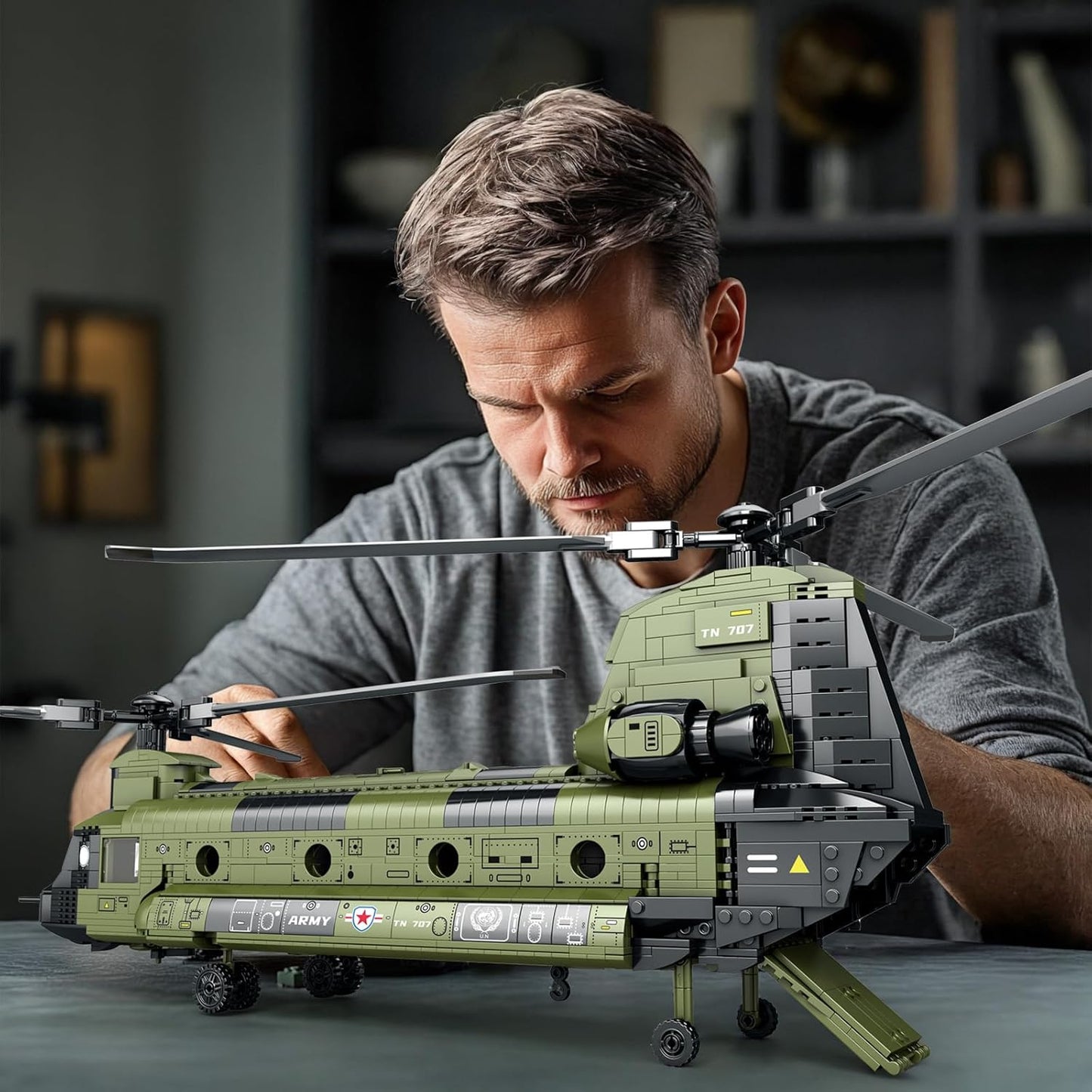 CH-47 Helicopter